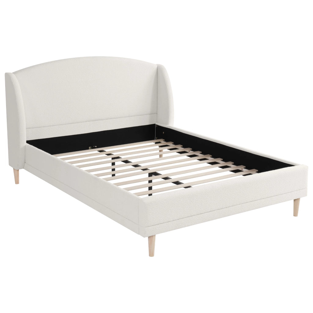 Letto matrimoniale 140x190 cm in tessuto bouclé bianco, testiera a orecchie, rete a doghe inclusa, montaggio rapido