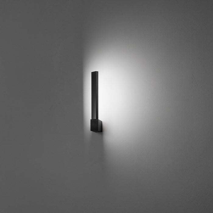 Applique Moderna Elle Alluminio Nero Acrilico Led 14W Cct 3000/4000/6000K