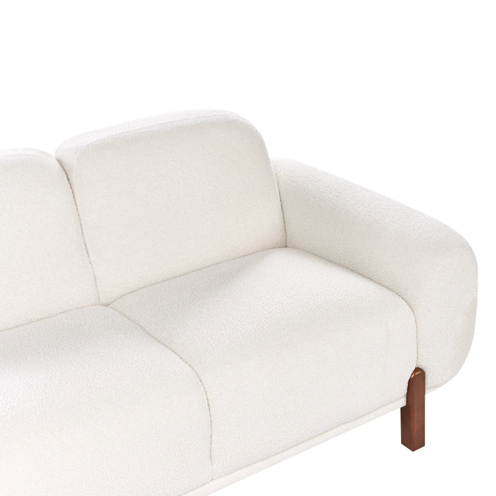 Divano a 2 posti imbottitura bouclé bianco morbido moderno organico basso curvilineo
