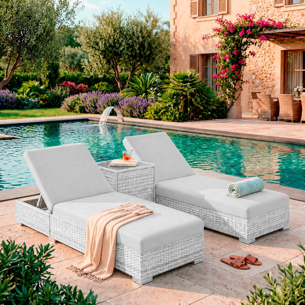 Set 2 Lettini Prendisole In Polyrattan Con Tavolino Contenitore E Cuscini Schienale Regolabile 5 Posizioni Sdraio Da Giardino Terrazzo Piscina Relax Outdoor Arredo Esterno 184 x 60 x 21 Cm Grigio Chiaro