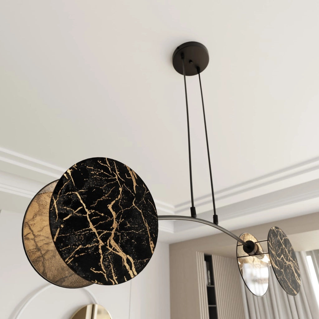 Lampada a sospensione MOTIF in acciaio nero con paralumi effetto marmo