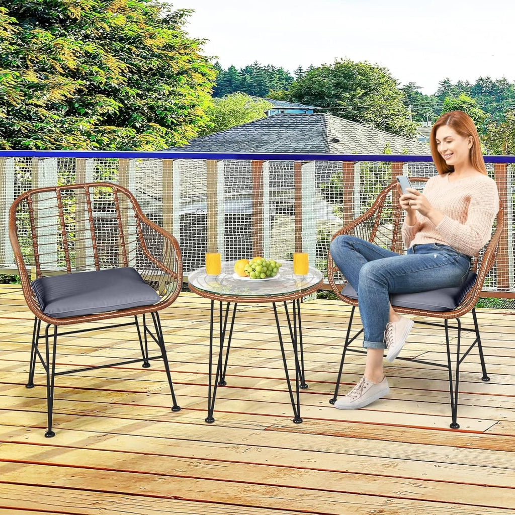 Set di Bistro di Conversazione per Patio, Set di Mobili in Rattan 3 Pezzi con Tavolo Rotondo & 2 Poltrone con Cuscini per Patio, Giardino, Terrazza, Balcone