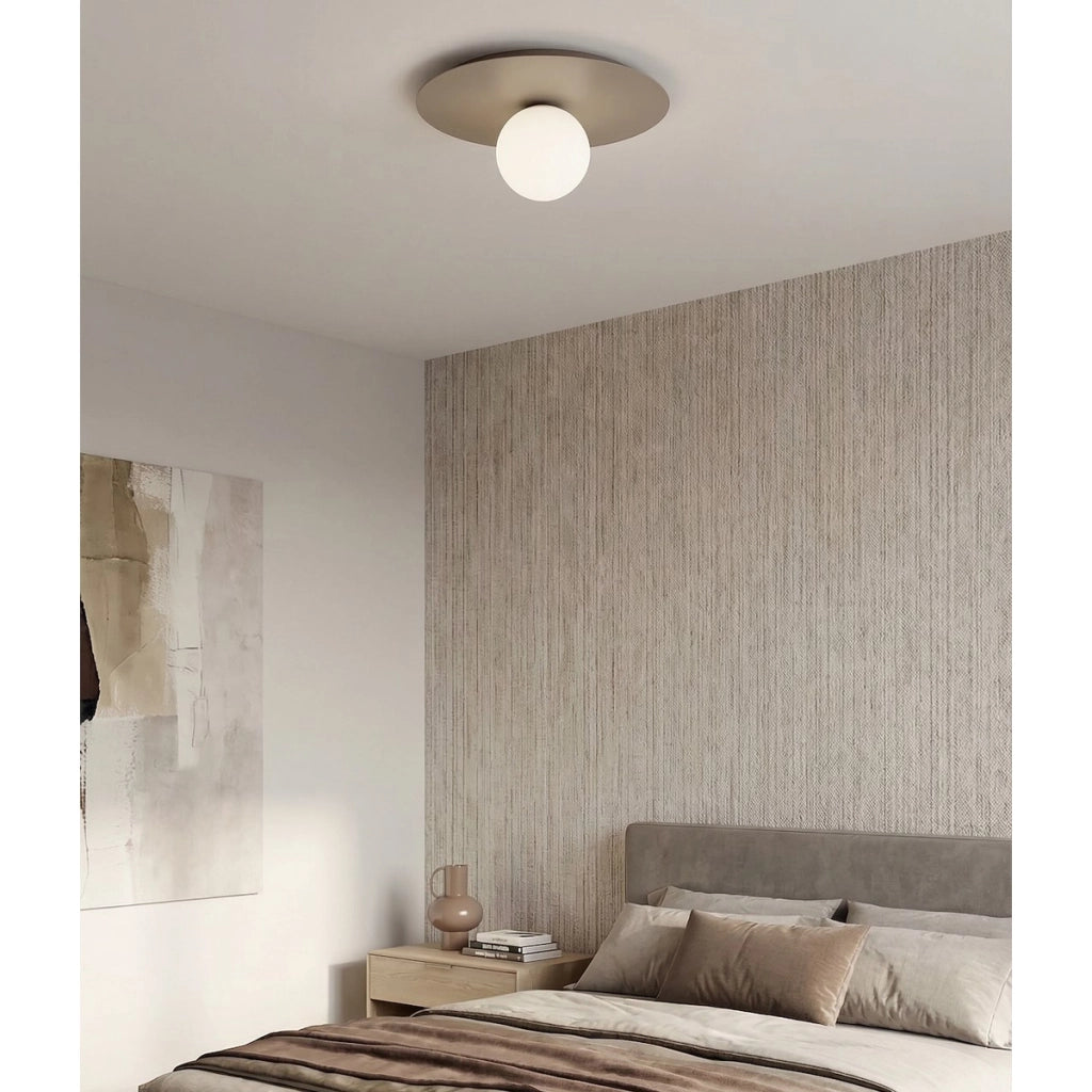 Lampada da soffitto Solar in acciaio moka e vetro opalino