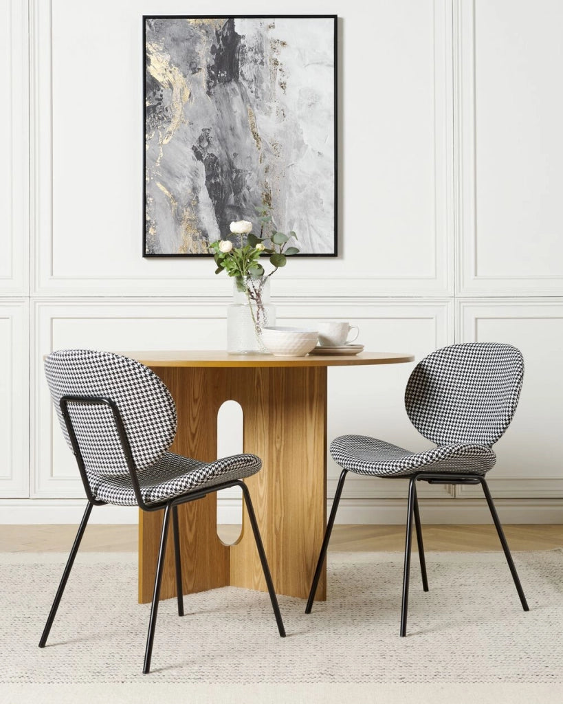 Set di 2 sedie in tessuto bianco e nero con gambe nere e senza braccioli design contemporaneo e retrò Sedute per la sala da pranzo