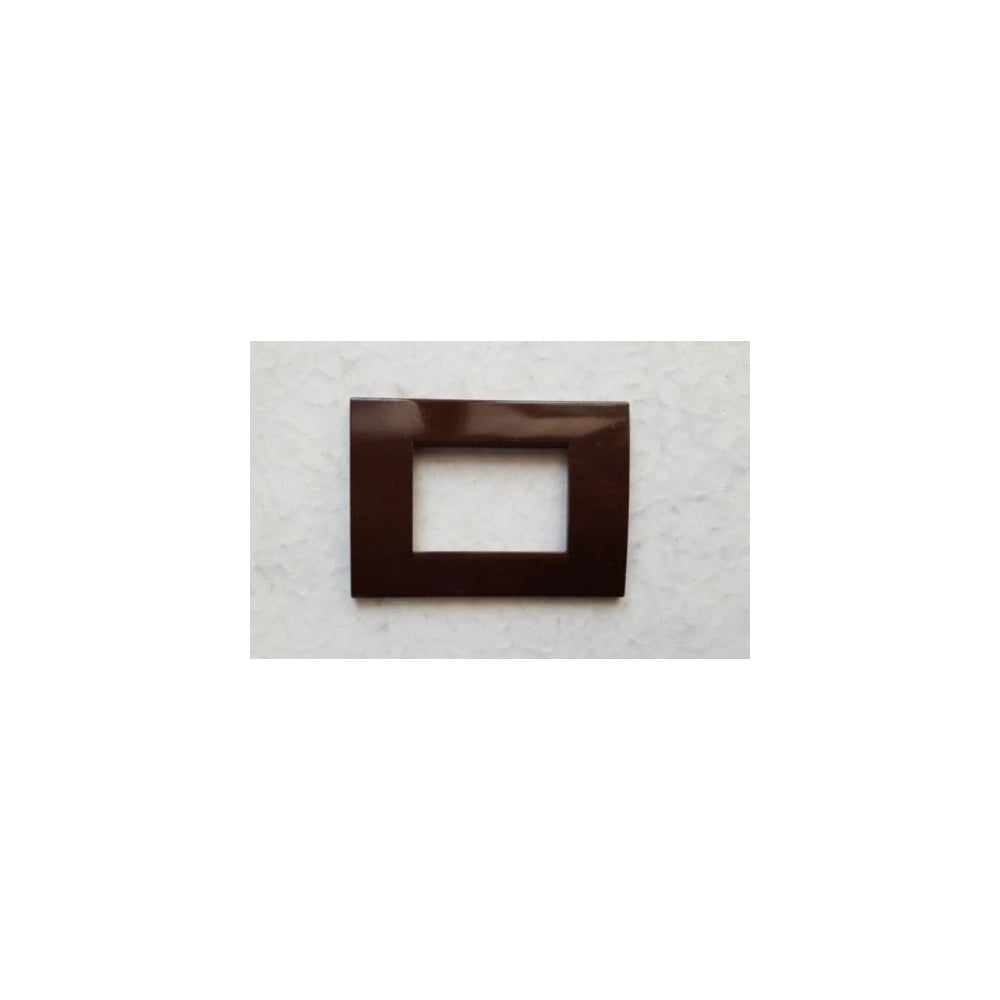 Trade Shop - Placca Placche Placchete Compatibili Living Light In Abs 3 4 7 Posti Colorate - Marrone -3 Fori     -