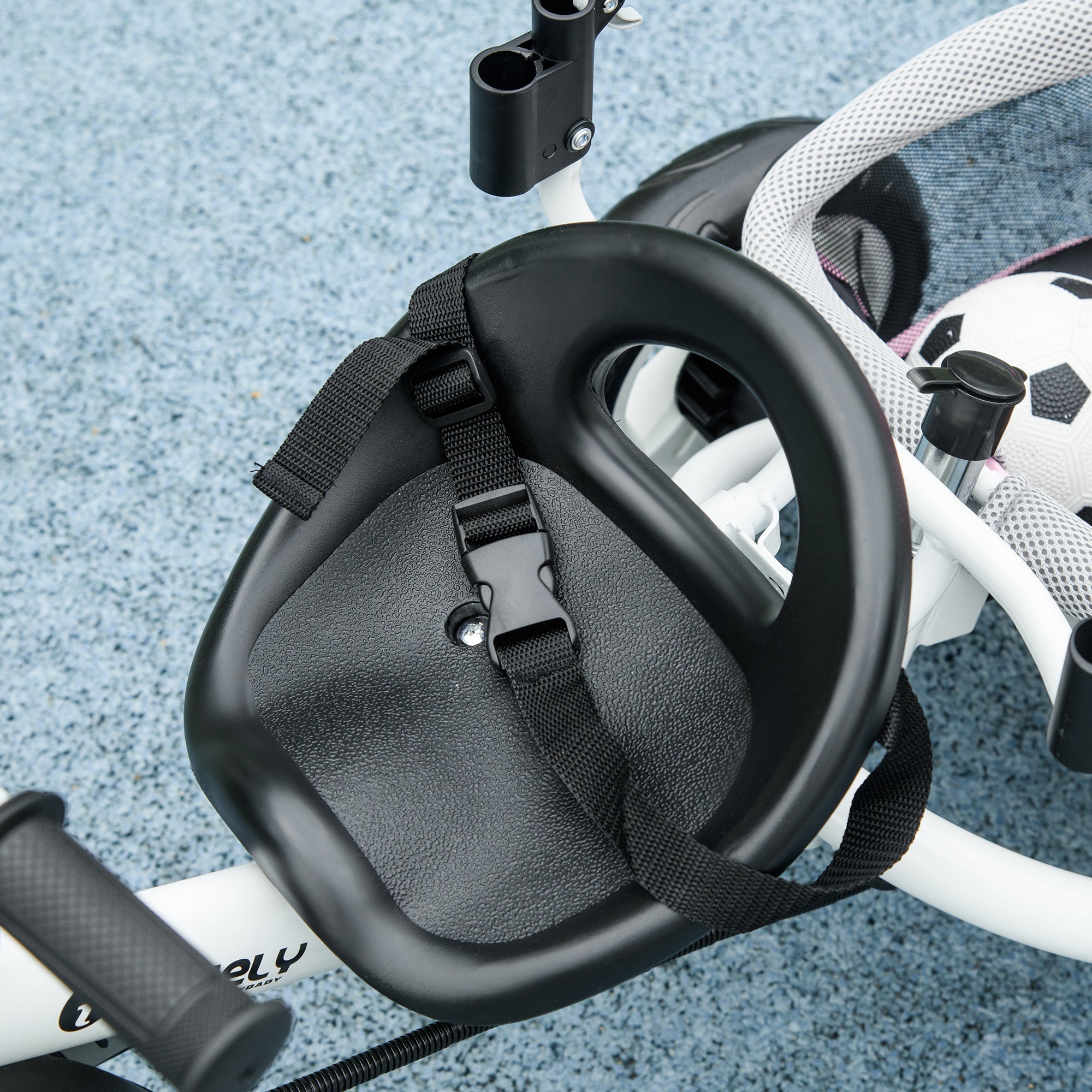 Triciclo per Bambini 1-5 Anni 102x49x102 cm con Maniglione e Tettuccio Regolabile Bianco e Rosa