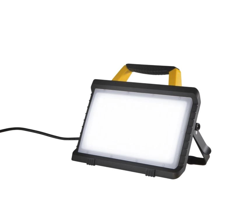 Proiettore LED Portatile KNOX 45W Giallo/Nero con CCT e Doppia Presa Schuko – 2500–4950 lm – IP54