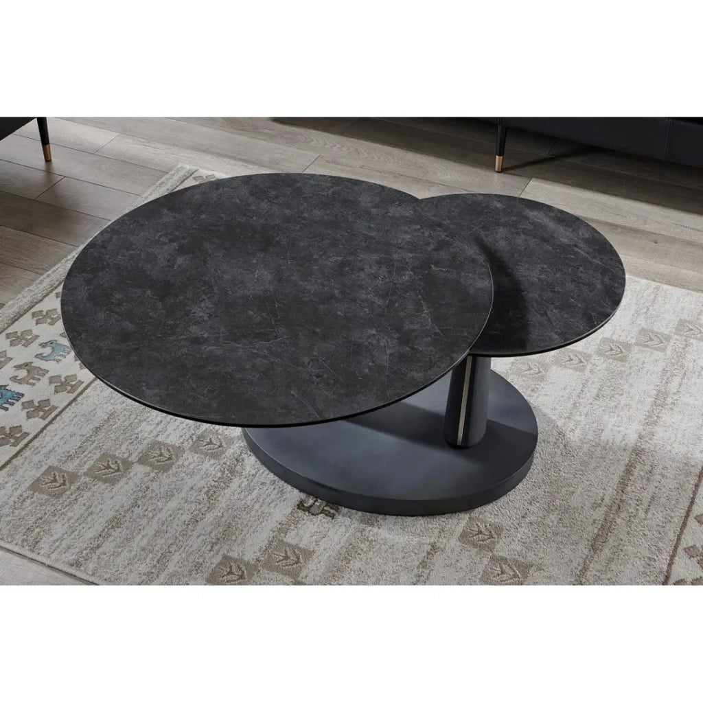 Table bassa VIRELLO – Tavolino rotondo Ø80 cm – Pietra naturale grigio scuro & metallo – Design contemporaneo e robusto