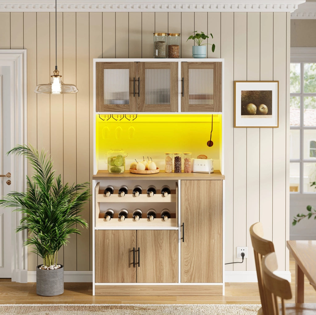 Mobile dispensa 100x40x180 cm con luce RGB; prese integrate e ripiani regolabili in MDF bianco e naturale