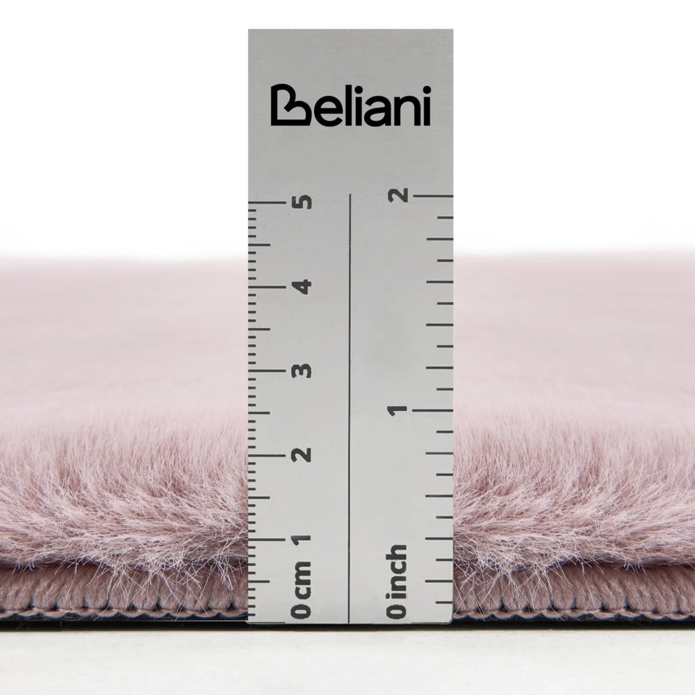 Tappeto Viola Chiaro in Ecopelliccia 160 × 230cm a Pelo Lungo con Retro in Poliestere per Soggiorno e Corridoio Moderni