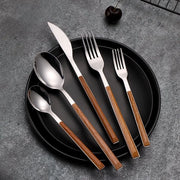 Set di cucchiai in legno imitato con manico in acciaio inox 430, 5 pezzi