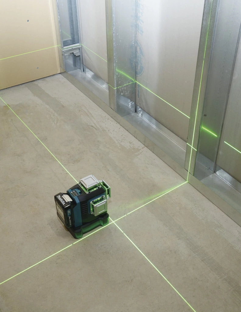 Livella Laser MAKITA SK700GD (Solo corpo)