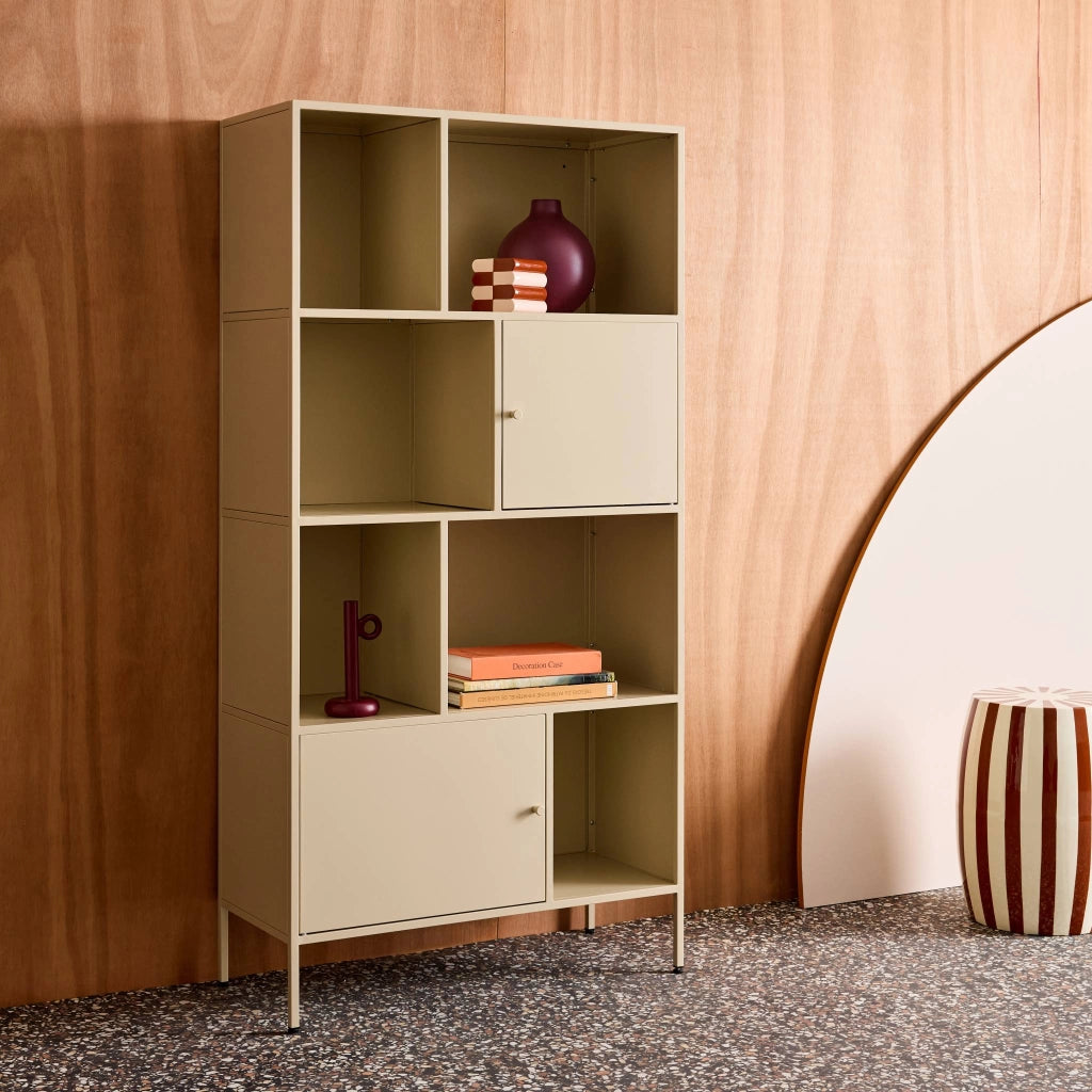 Credenza industriale in metallo con 8 scomparti, crema