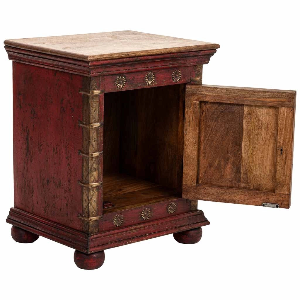 Comodino in legno rosso 50x40x59