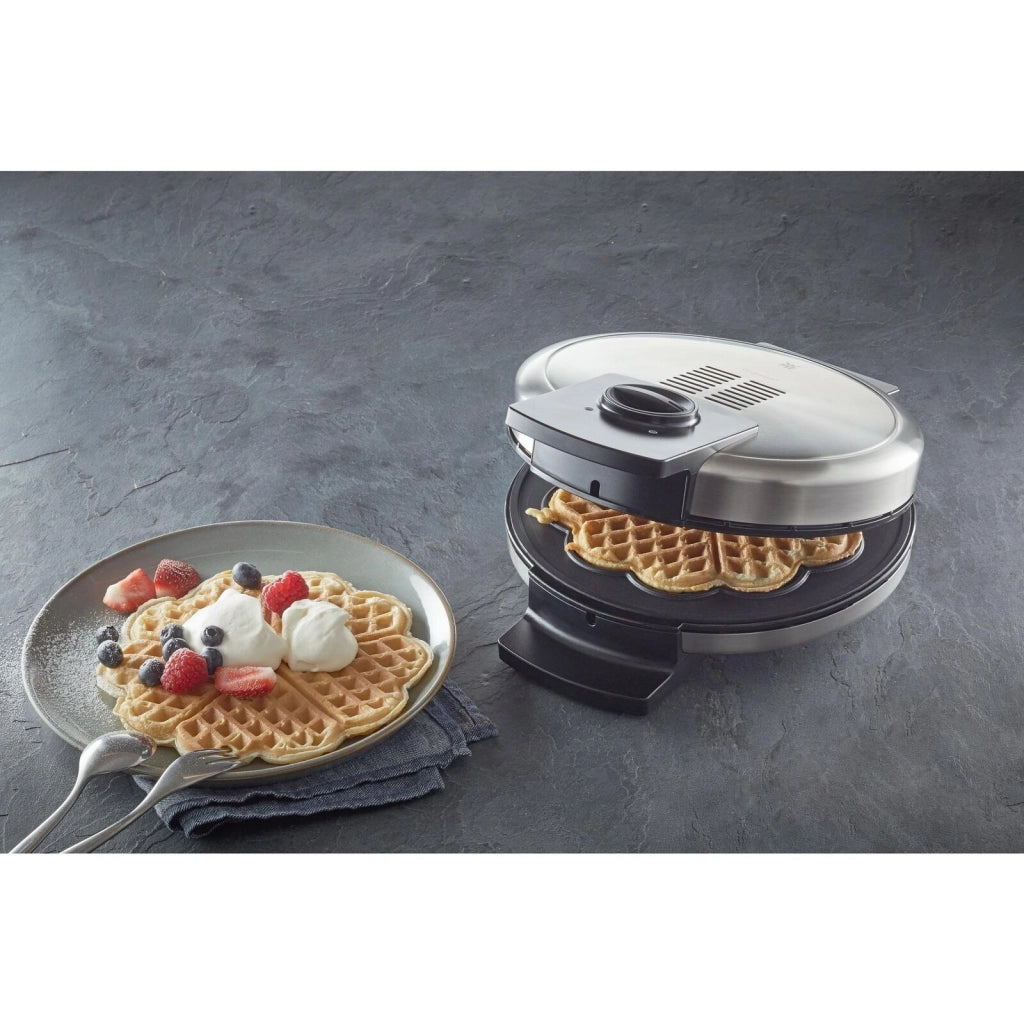 WMF Lono 04.1521.0011 piastra per waffle 5 waffle 900 W Nero, Cromo