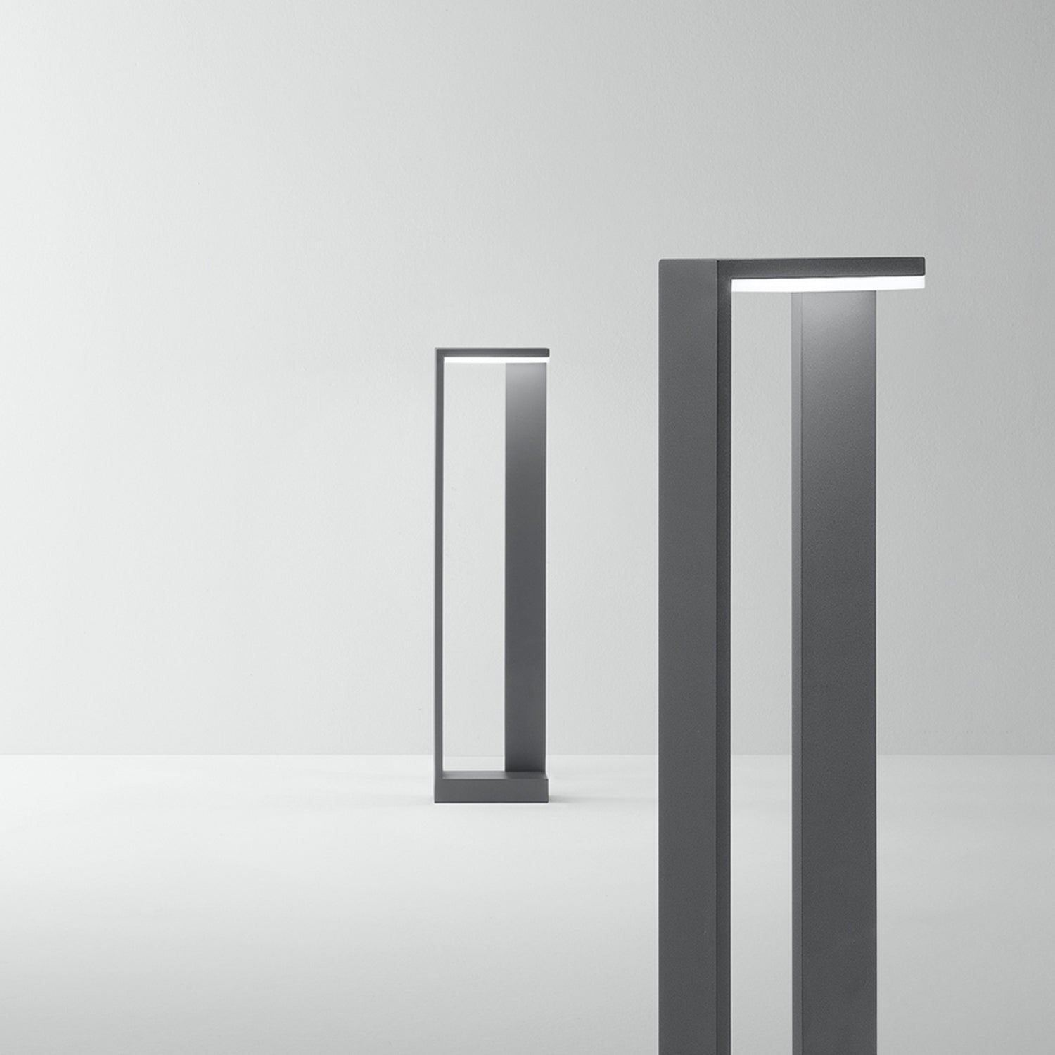 Paletto Esterno Moderno Quad Alluminio Antracite Led 10W 3000K Ip65