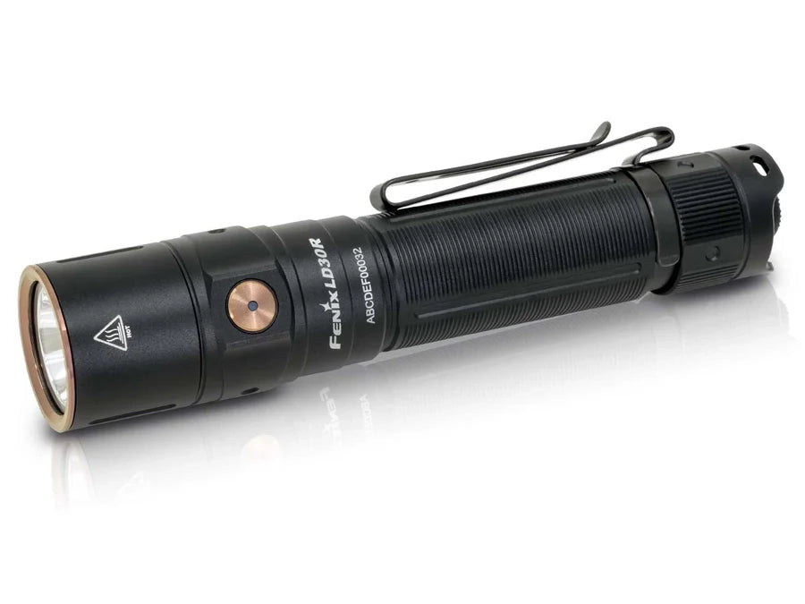 Torcia LED ricaricabile FENIX LD30R 1700 lumen 257 metri