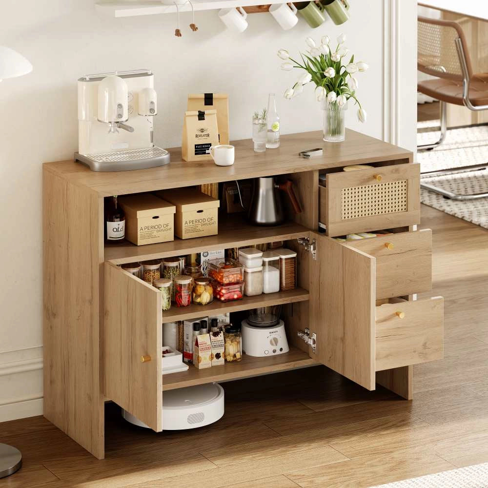 Madia Credenza in Legno con 2 Ante, 3 Cassetti in Rattan Intrecciato e Maniglie Dorate, 105x40x76 cm