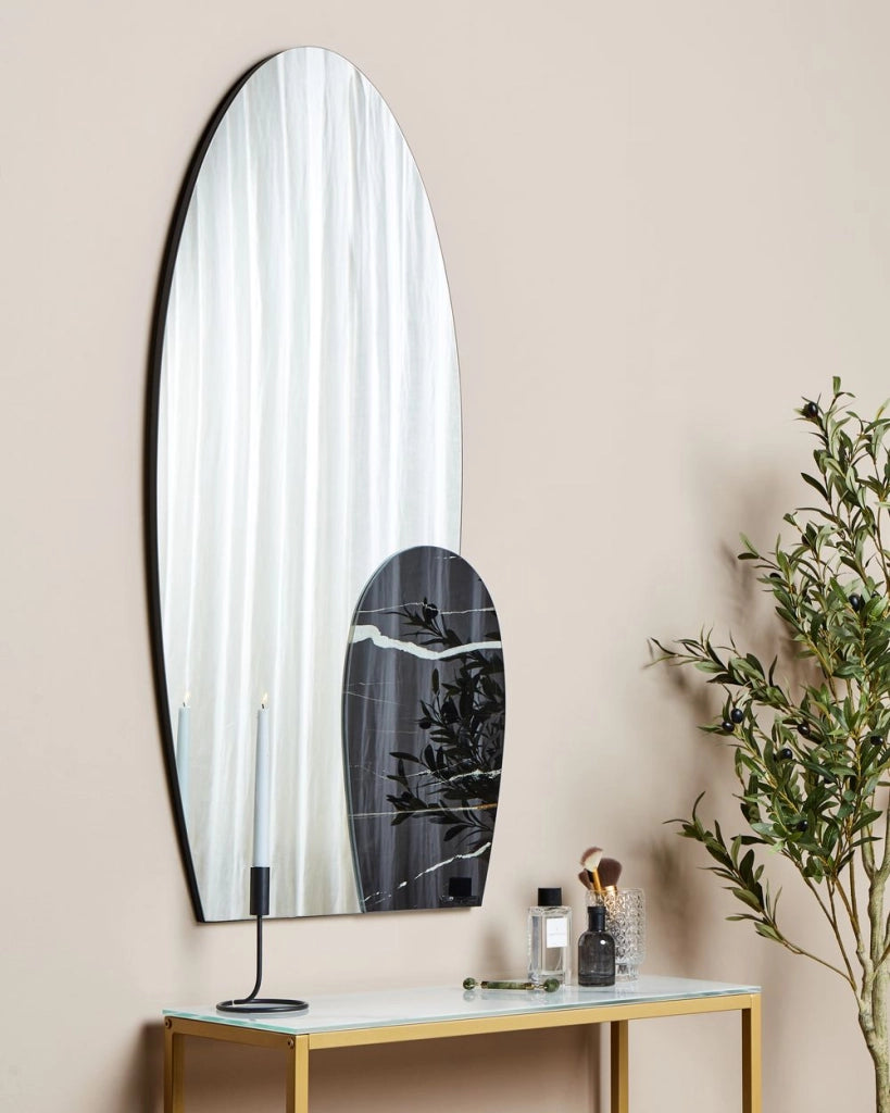 Specchio da parete nero 58 x 120 cm Effetto marmo Specchio decorativo da parete Stile moderno da appendere