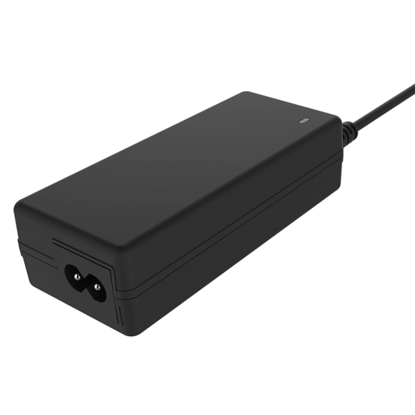 Alimentatore Universale per Notebook 65W con 12 connettori- porta USB 5V1A- 100/240VAC- 15/20VDC