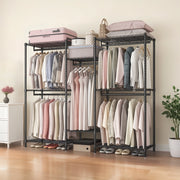 Porta abiti freestanding nero in metallo con 8 ripiani a griglia e 5 aste appendiabiti
