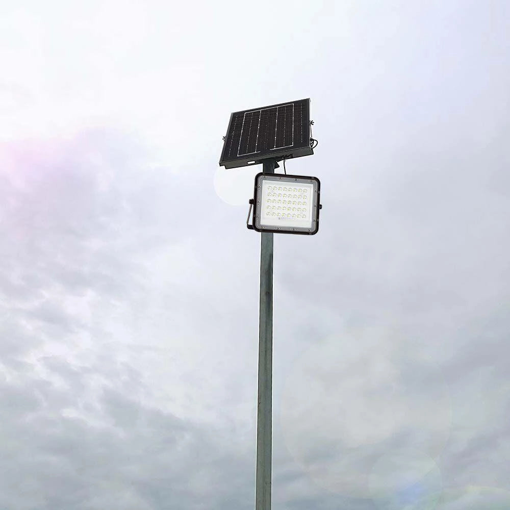 V-TAC faro LED solare 6W 4000K 400lm IP65 nero con telecomando