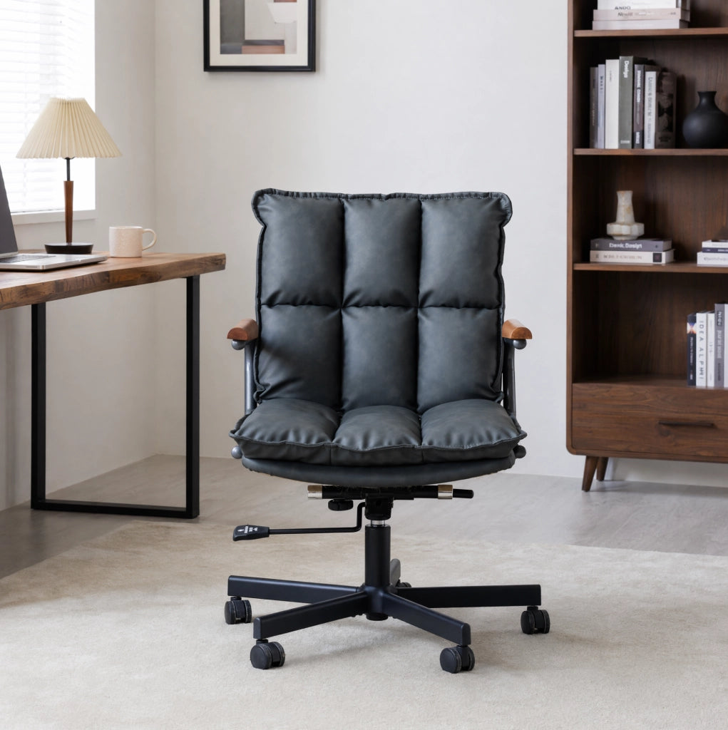 Sedia da ufficio girevole regolabile in similpelle nera; design Mid-Century Modern