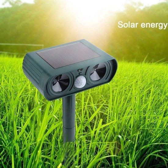 Repellente automatico per animali - Cambio frequenza automatico - IP44 impermeabile - Energia solare/USB - Portata fino a 11m - Con palo di terra