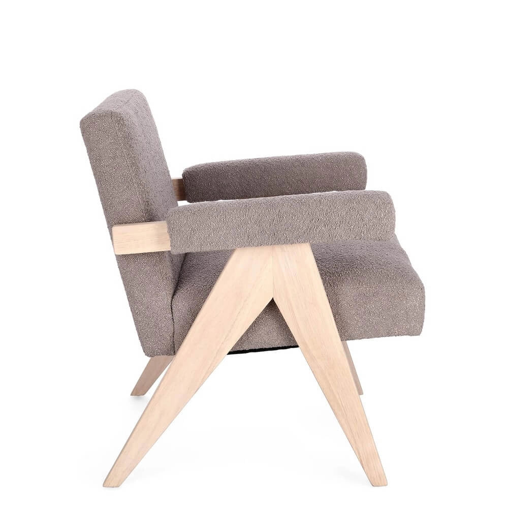 Poltrona con Braccioli in Tessuto Bouclé e Gambe in Legno - YVONNE