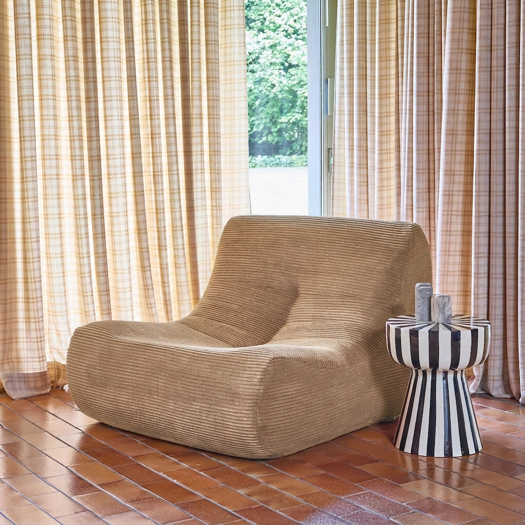 Poltrona in velluto a coste con poggiapiedi, 1 posto, beige scuro