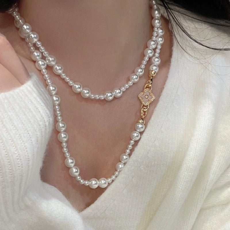 collana di perle di gypsophila