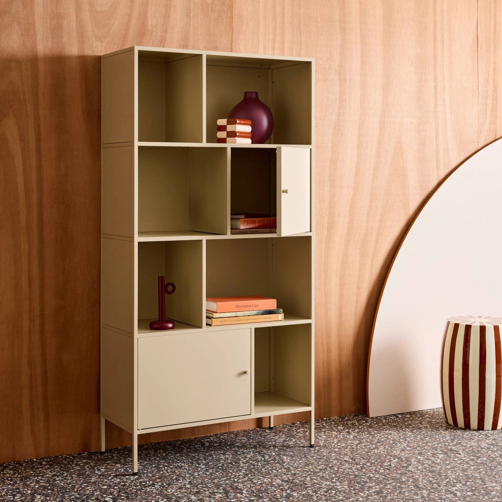 Credenza industriale in metallo con 8 scomparti, crema