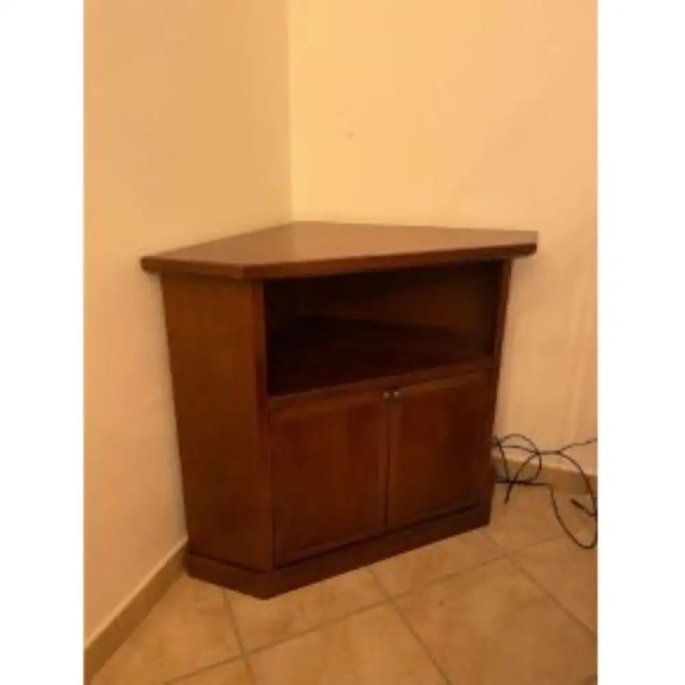 Mobile porta TV ad angolo con 2 ante arte povera in legno massello e mdf con rifinitura in noce lucido 72x63x80 H