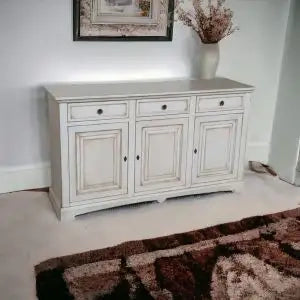 Credenza madia buffet in legno Shabby chic 3 ante chic mod goccia bianco anticato