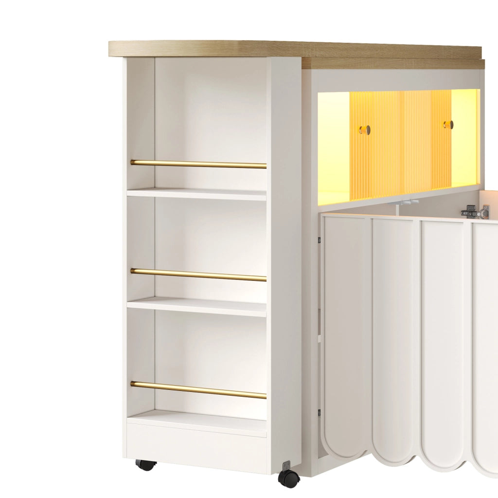 Tavolo bar 135-205x39x100 cm con ruote; LED e vani contenitore in MDF e vetro bianco