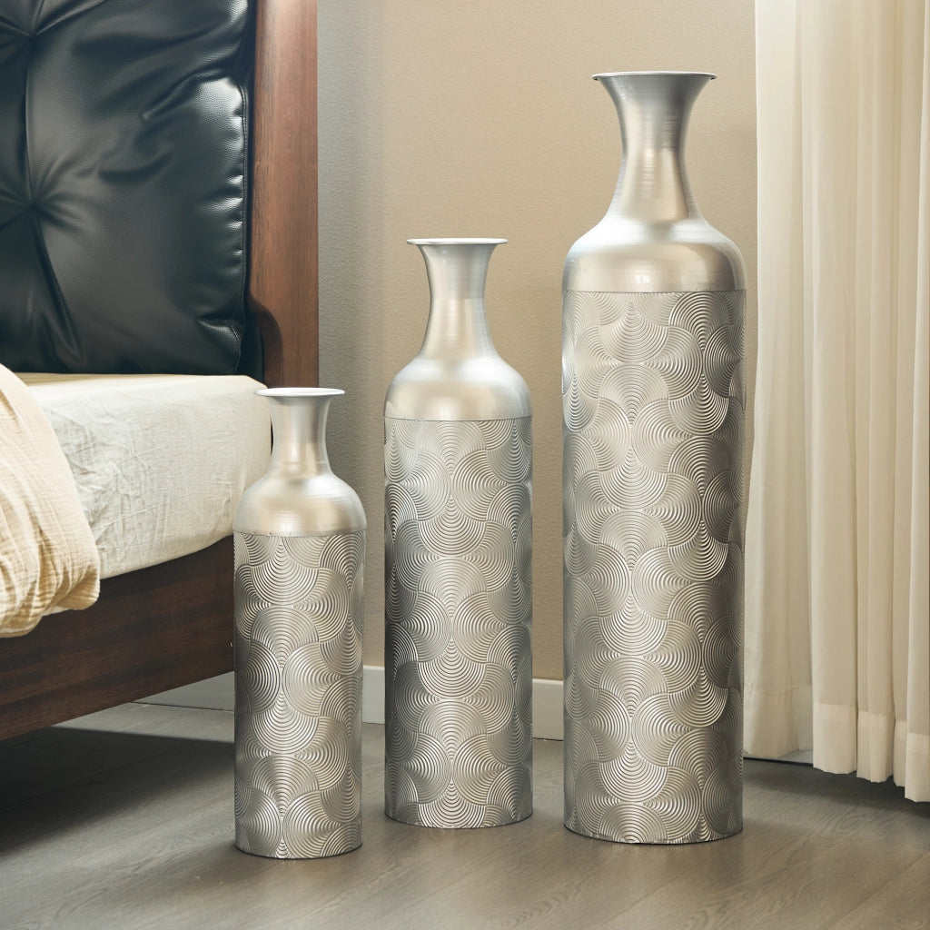 Vasi da terra in metallo con motivo a onde set di 3 finitura argento per piante e fiori secchi 50 × 66 × 83 cm