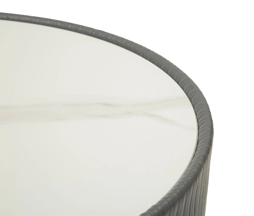 Tavolino da Caffè Elge Ø46x45 cm in Ferro e Ceramica e Poliestere Grigio e Oro e Bianco