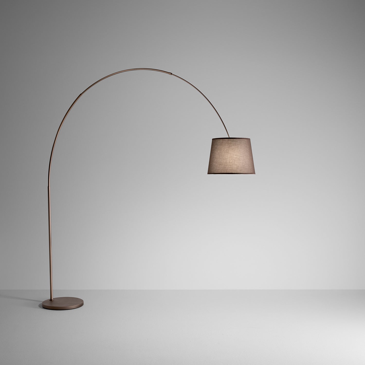 Piantana Contemporanea Arche Metallo Marrone Tessuto 1 Luce E27