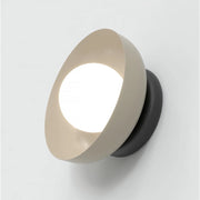 Lampada da parete Ozzy in acciaio mokka e diffusore in vetro