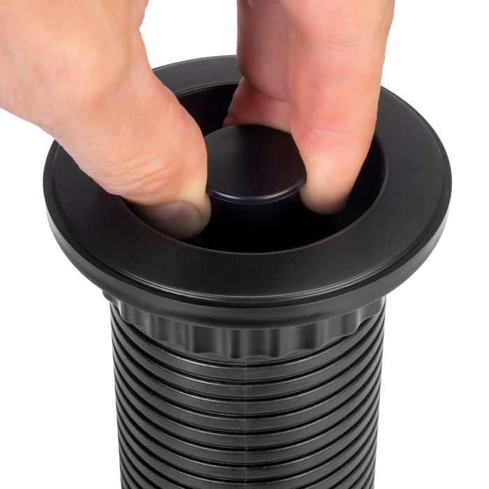 Emuca Multiconnettore estraibile Vertikal, EU, Verniciato nero, Tecnoplastica e Alluminio, 1 u.