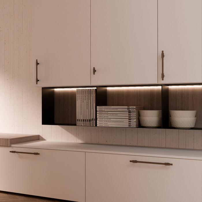 Emuca Maniglia per mobile Riad, L 168 mm, interasse 128 mm, Bronzato, Alluminio, 1 lotto di 20 unitÃ 