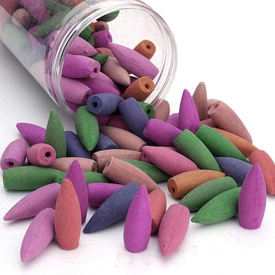 Fumogeni per Aromaterapia 200 Unità - Backflow - Profumi Naturali - Lavanda/Rosa/Cedro/Tè Verde - Per Ambiente Casa/Studio/Yoga - Rilascia Aromi Freschi