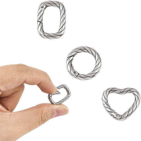 Set di Chiavi a Forma di Cuore da 3 - Chiusura a Forma di Rettangolo - O-Ring - Acciaio Inossidabile - Compatta e Leggera - Chiave a Sospensione