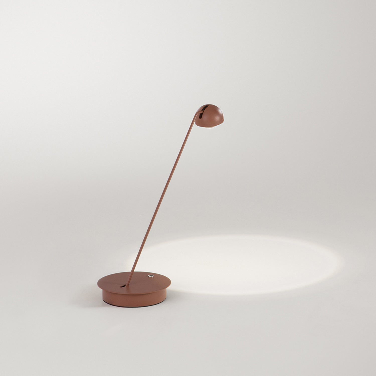 Lampada Da Tavolo Moderna Lyra Metallo Terracotta Led 7W Dimmerabile Ip20