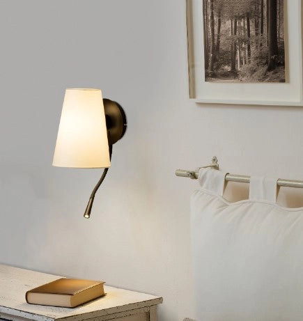 LUPE Lampada da parete con lettore nera/beige