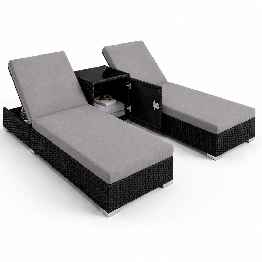 Set 2 Sdraio Prendisole in Polyrattan con Tavolino Contenitore e Cuscini Schienale Reclinabile 5 Posizioni Arredo Giardino Piscina 184x60x21 Cm Nero Grigio