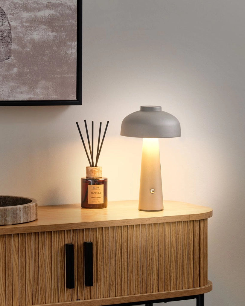 Lampada da tavolo in ferro con luce LED wireless fungo grigio stile moderno