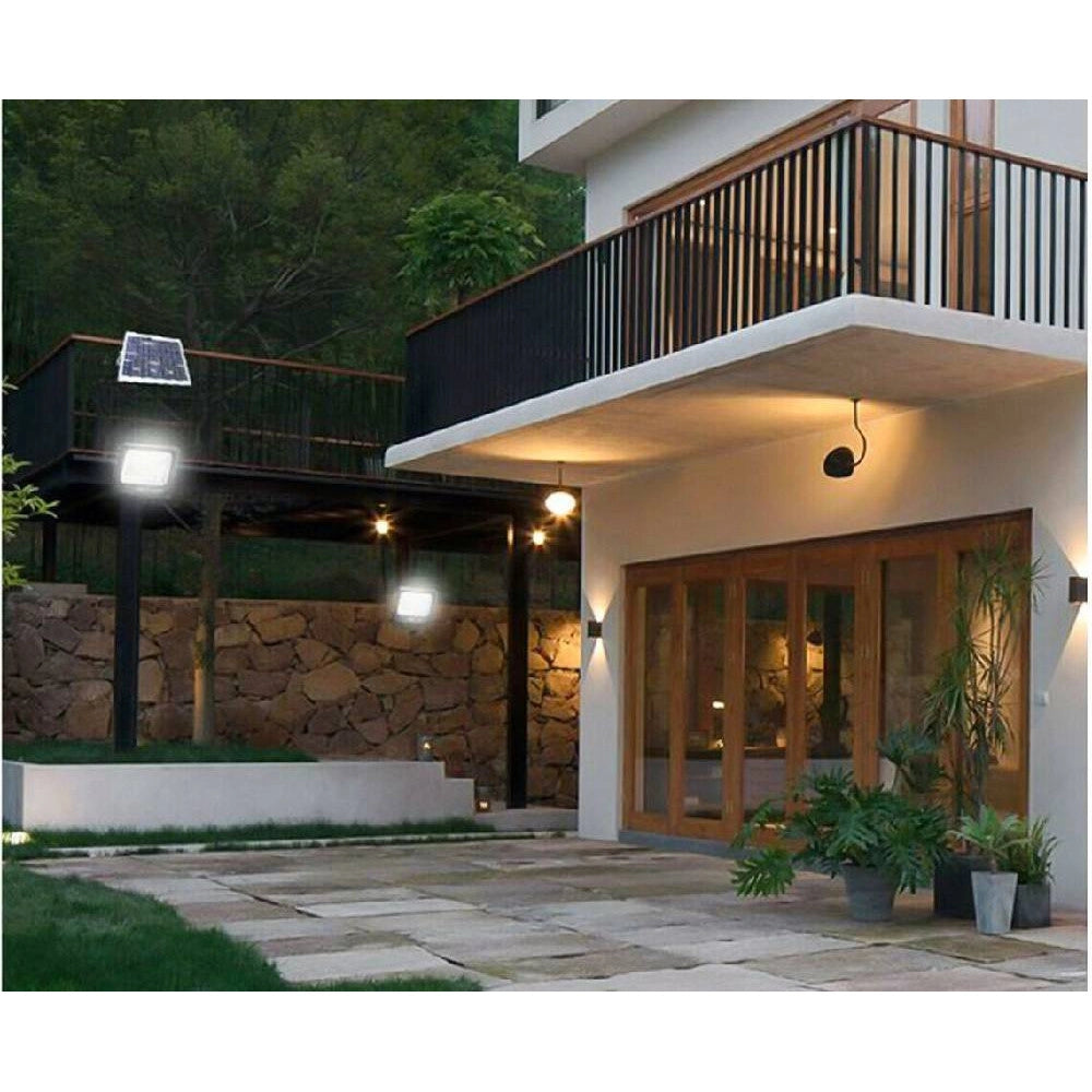 Trade Shop - Lampione Stradale Solare Faro A Led 200w Con Pannello Solare Luce Fredda 58200 -