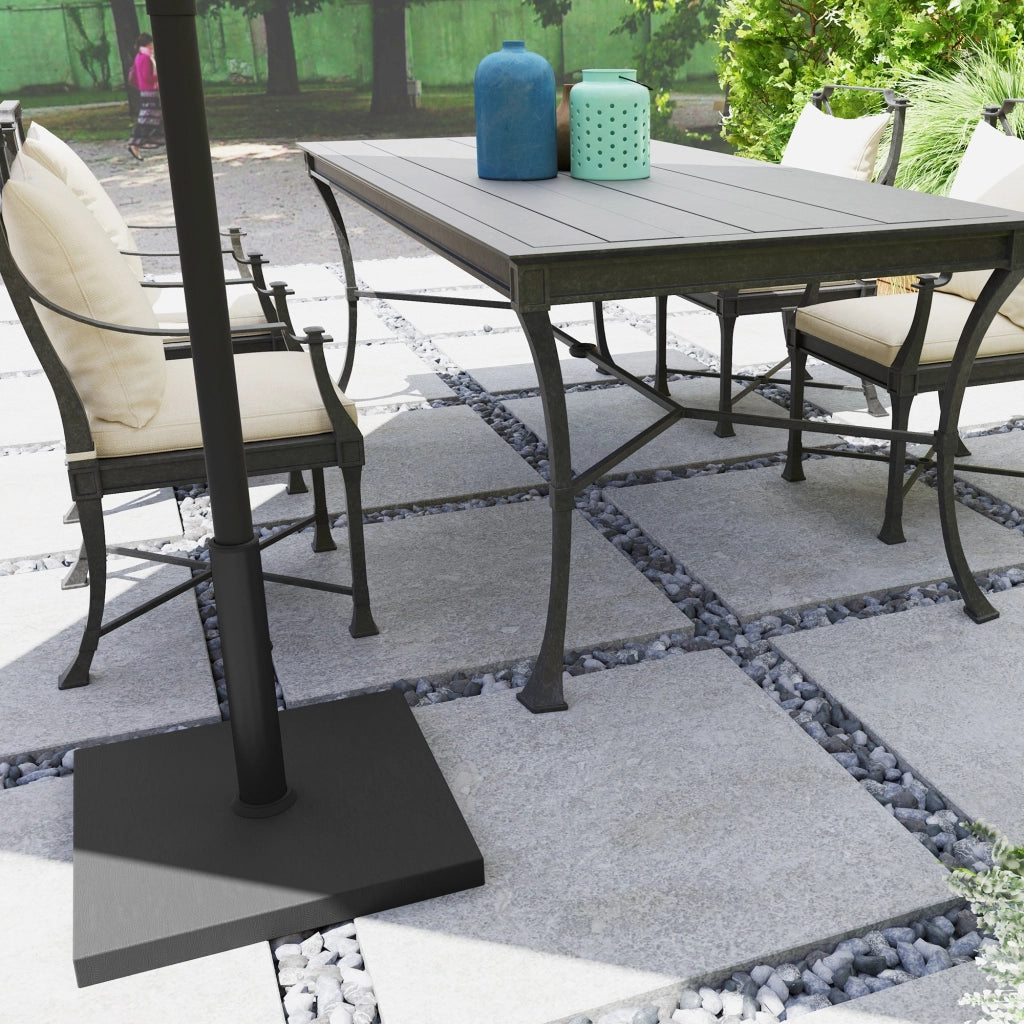 Base per Ombrellone Quadrata 44x44x30 cm da 14.5 kg  in HDPE e Cemento Nero