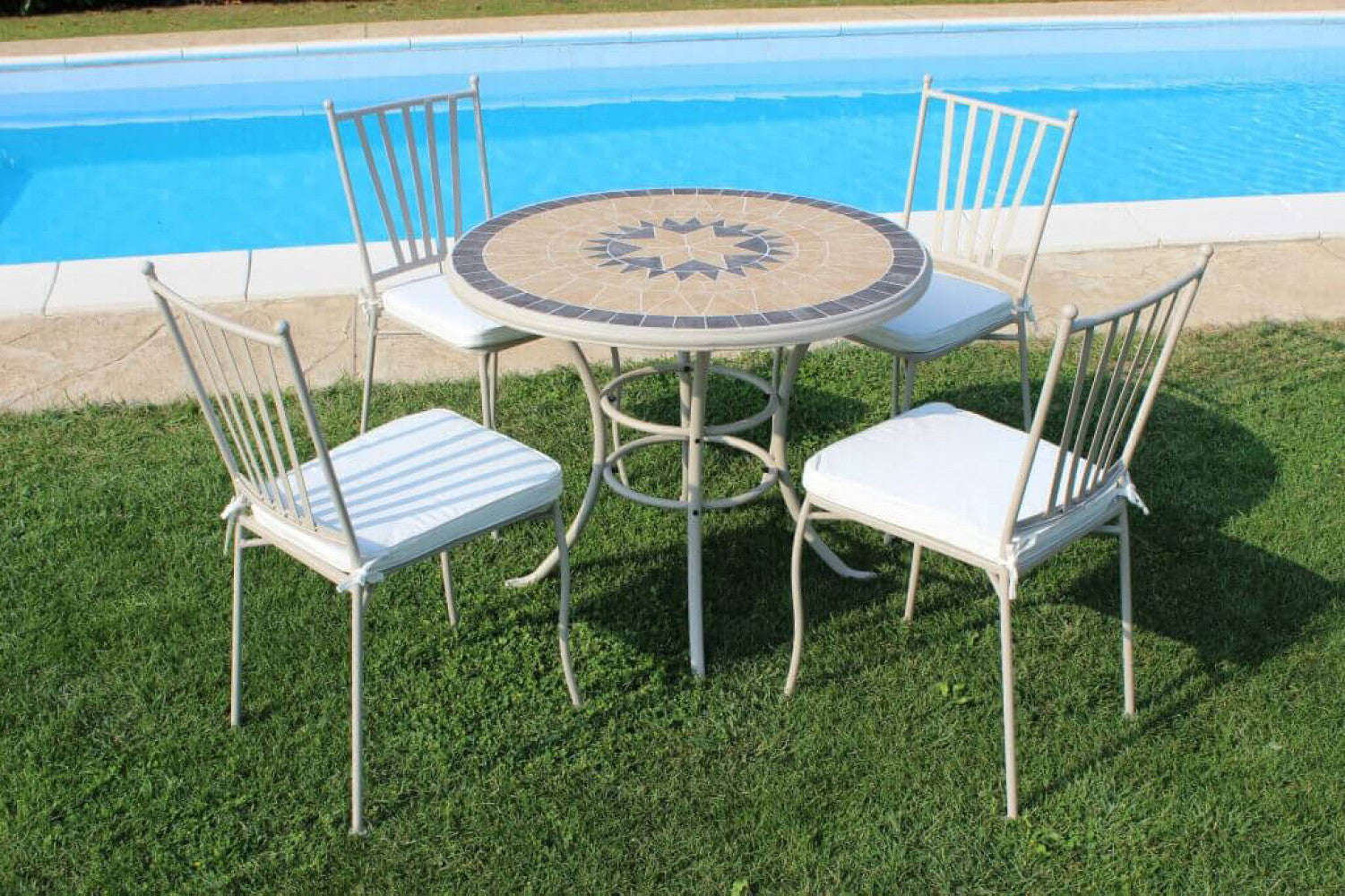 Sedia da Giardino Giunone con Cuscino 41x42x90 h cm in Acciaio Tortora